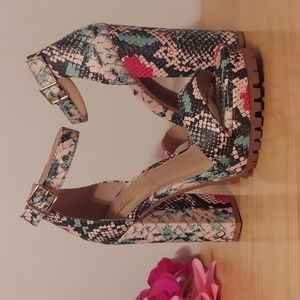 Glaze Women's Platform Chunky Heels – 5.5 Inch Heel, 2.5 Inch Platform, Ankle Strap – Sizes 5.5-10